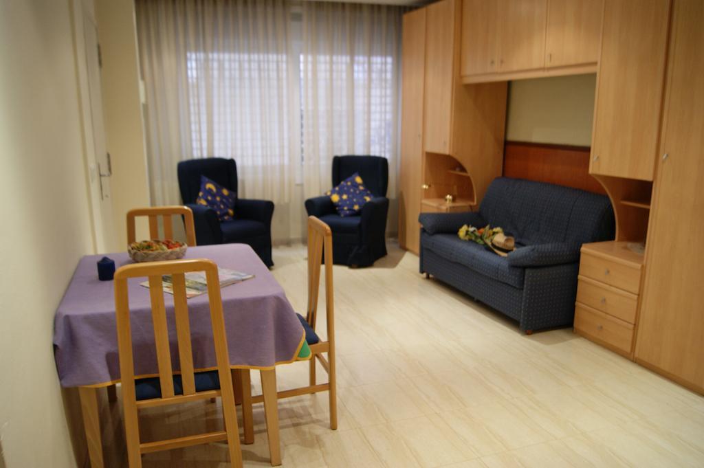 ロザスAgi Sant Antoniアパートメント 部屋 写真
